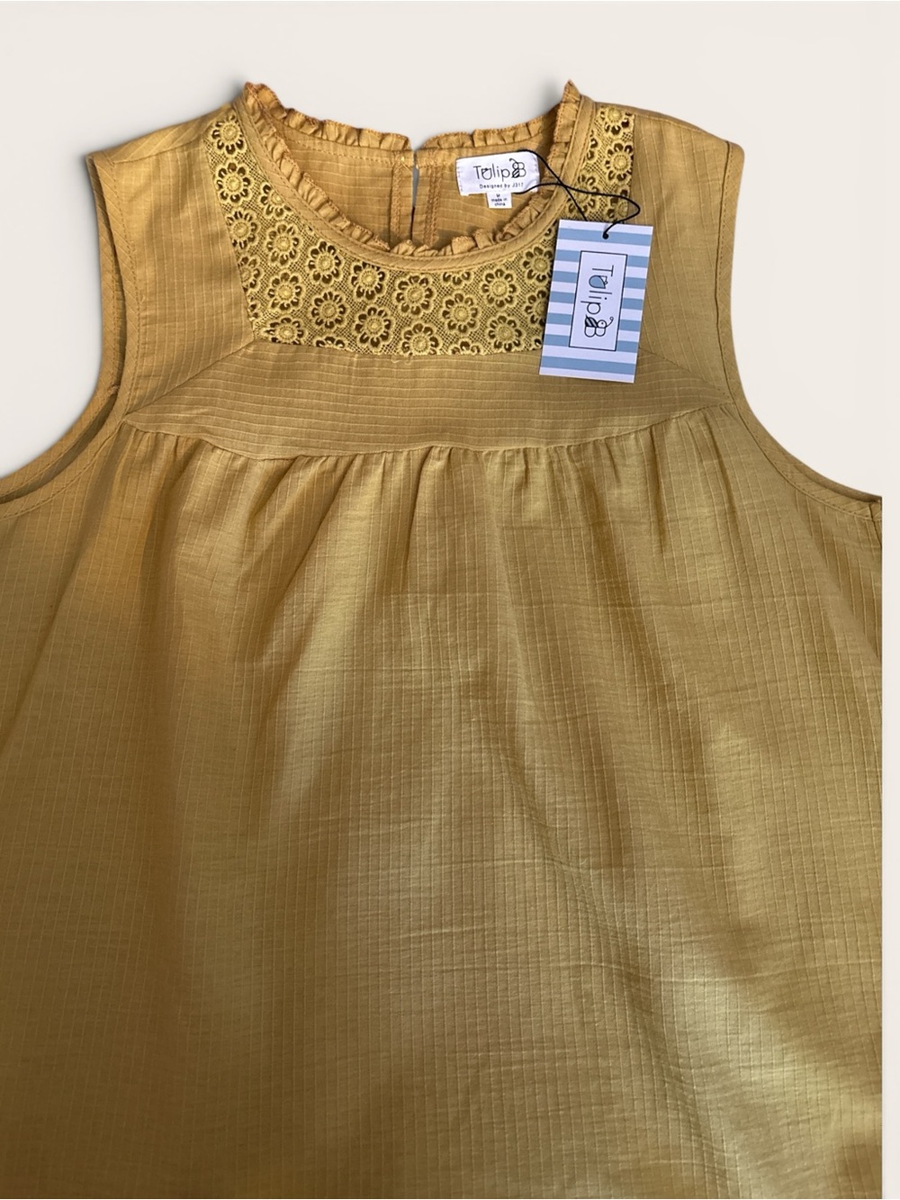 Tulip Floral Yoke Sleeveless Camisole - Yellow - Picture 3 of 4